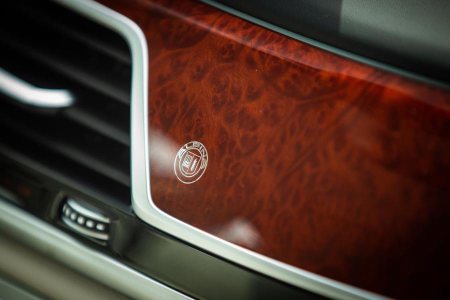 Детали интерьера Alpina B7 Bi-Turbo (G12) 2019 года  (NA) (фото 37 из 40)